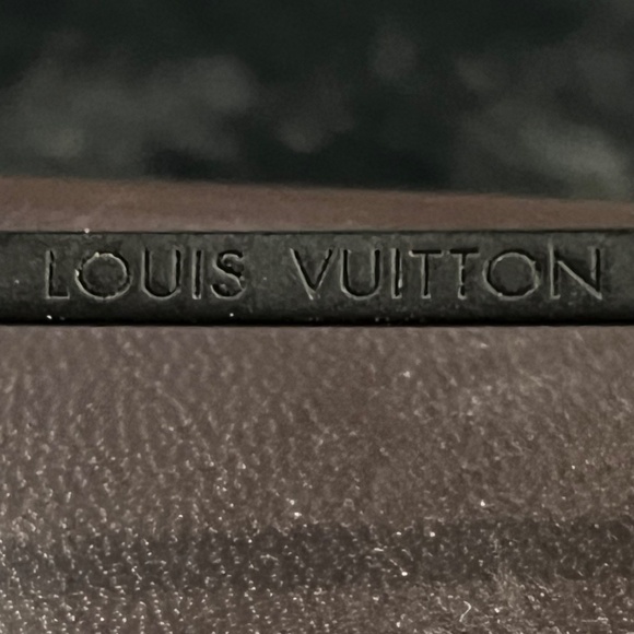 Authentic Louis Vuitton Monogram Aviator Sunnies - Picture 11 of 12